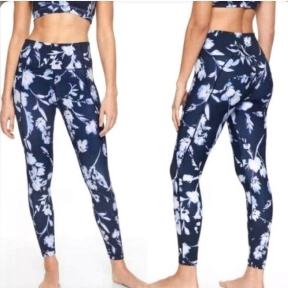 Athleta Water Flower Salutation 7/8 Leggings - Picture 3 of 10